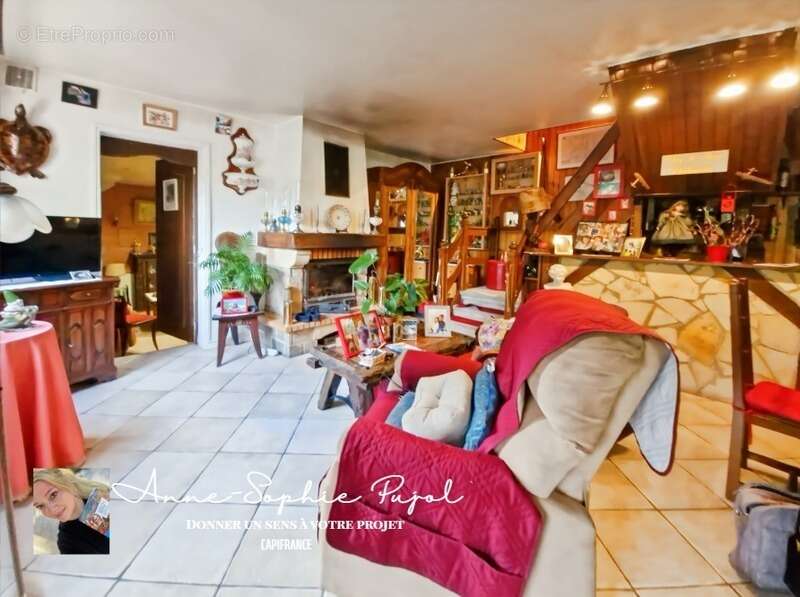Coup de cœur - Charmante maison esprit chalet avec plus de 1 000 m² de terrain - photo 3