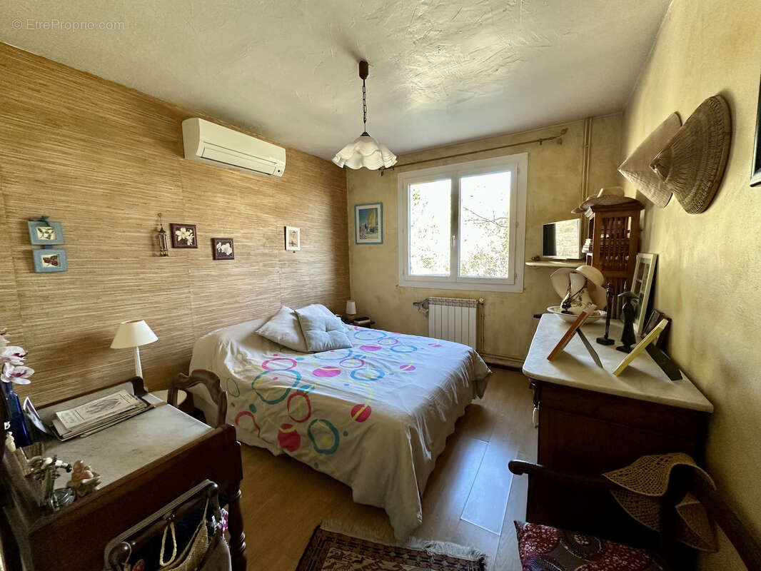 Maison à SOLLIES-VILLE