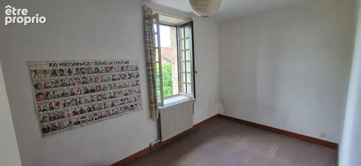 Corps de Ferme de 340 m2, avec plusieurs maisons indépendantes et 200 m2 de dépendances - photo 36