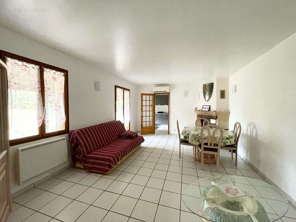 Maison à NADAILLAC