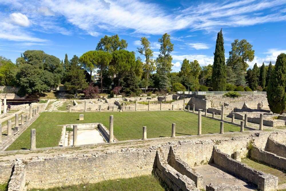 Maison à VAISON-LA-ROMAINE