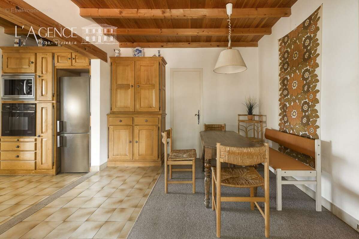 Maison 92 m² à Aix-En-Provence  - photo 6