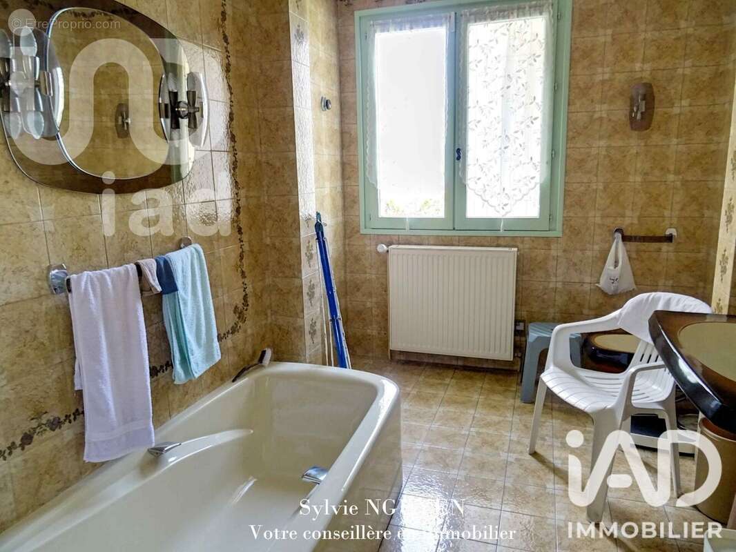 Maison 166 m² à Angouleme  - photo 9