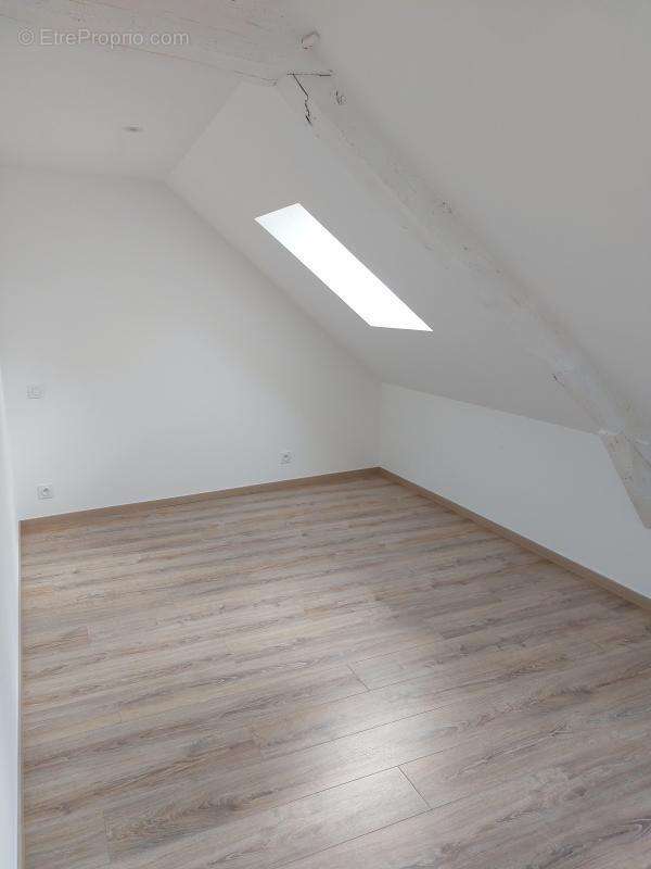 Appartement à NOZAY