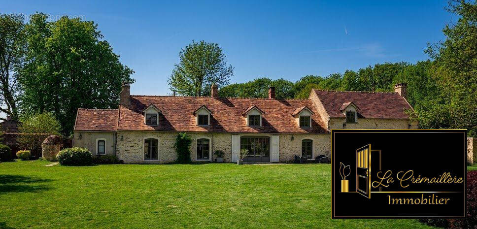 Maison à ROINVILLE