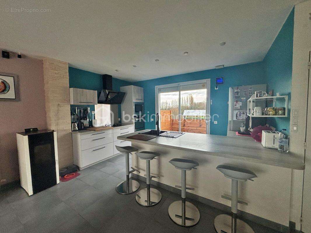 Maison à VENDRENNES