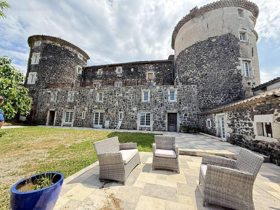 Maison à FREYSSENET