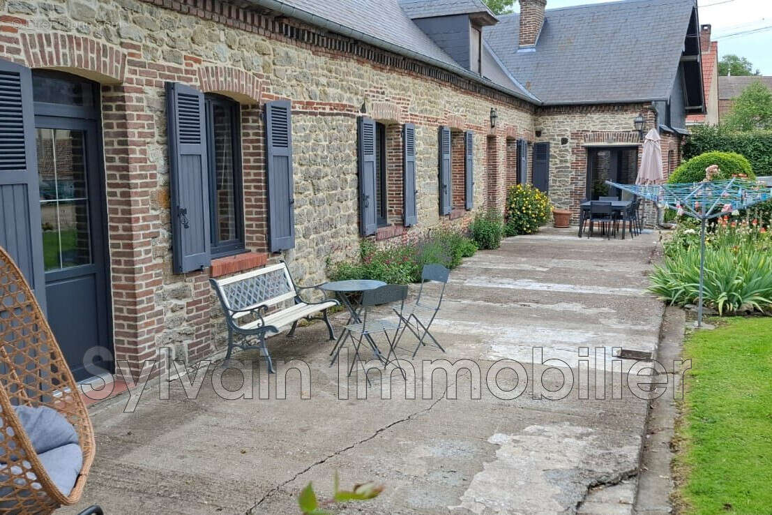 Maison à VILLEMBRAY
