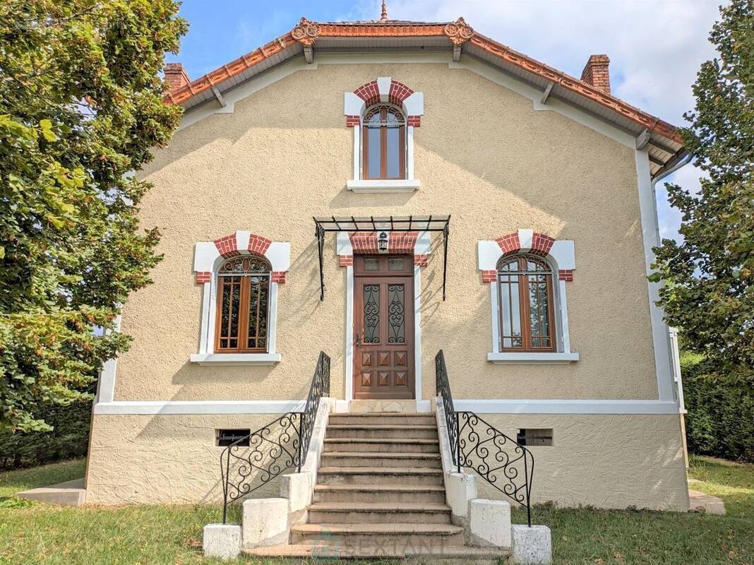 Maison à LE BUGUE