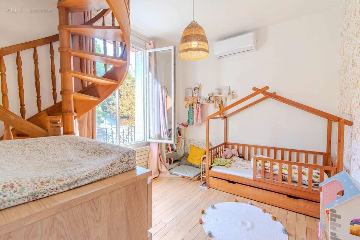 Maison à MONTMORENCY