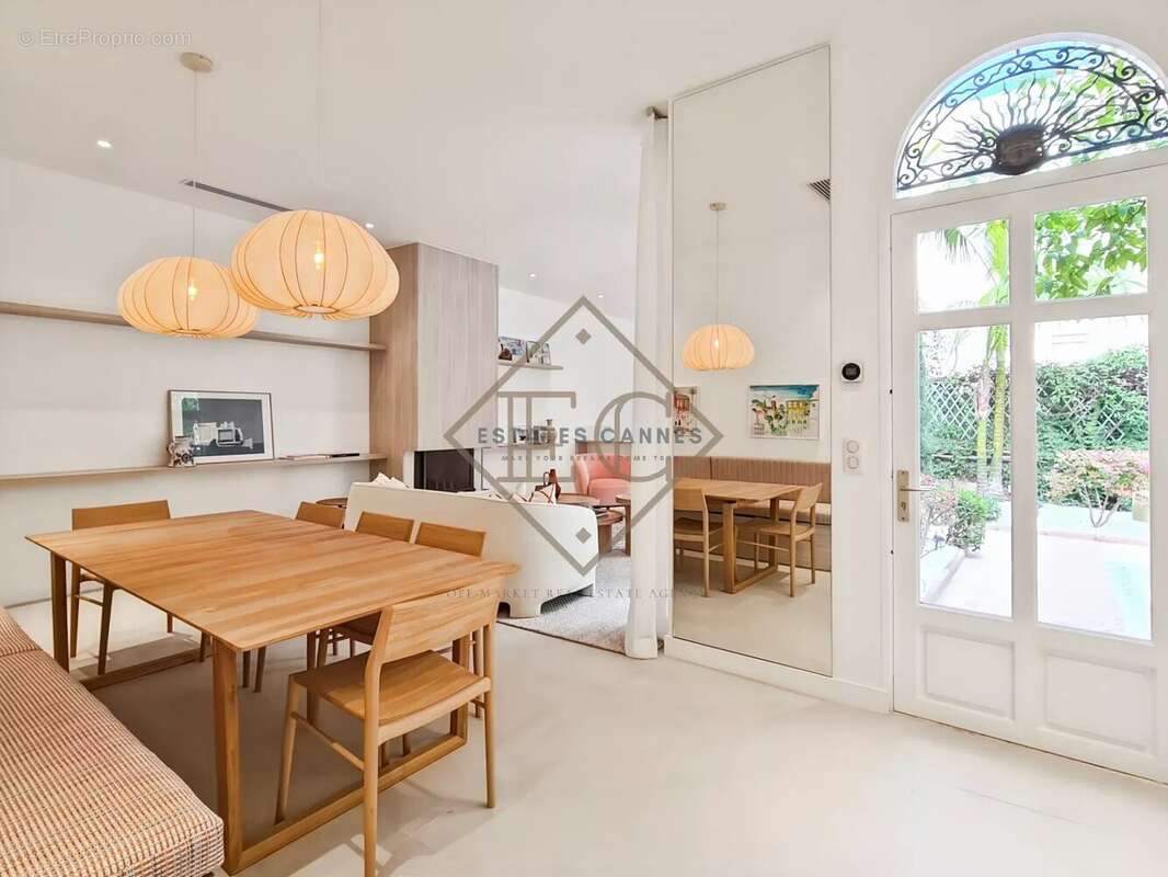 Maison à CANNES