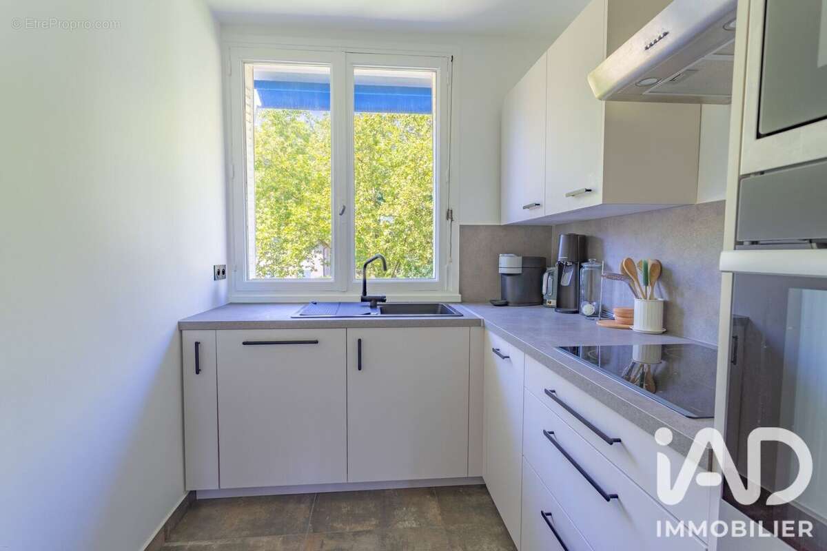 Photo 5 - Appartement à SAINTE-FOY-LES-LYON
