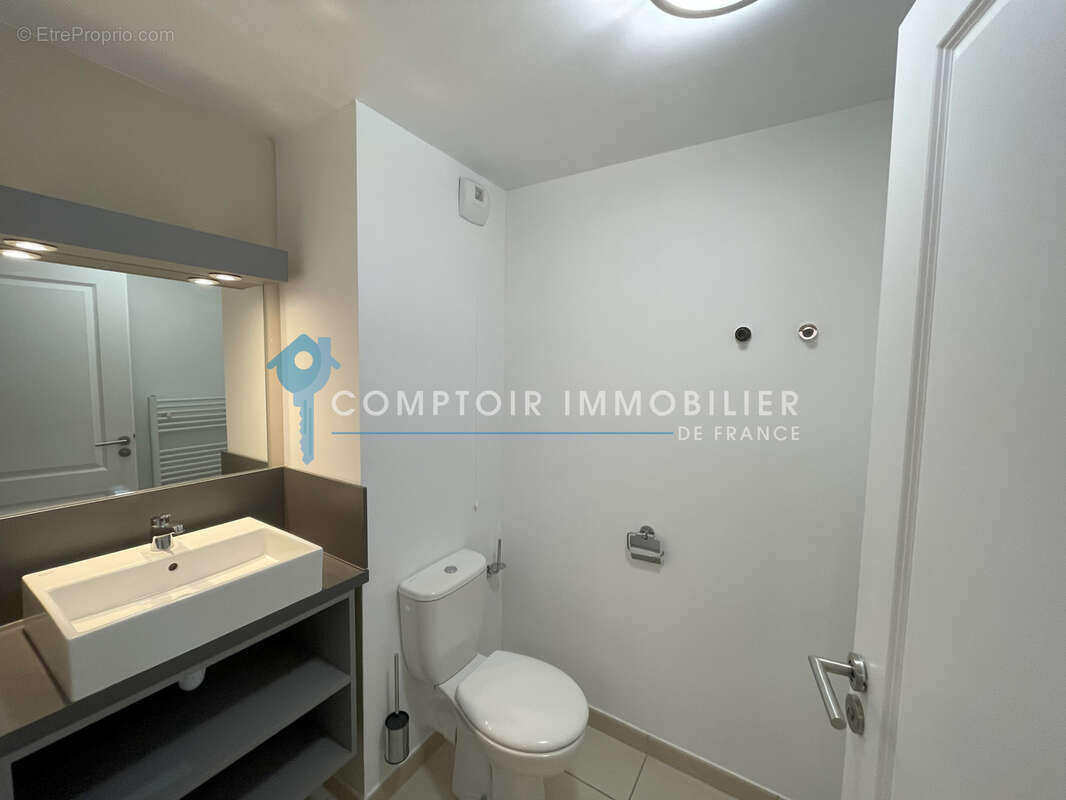 Appartement à REMOULINS