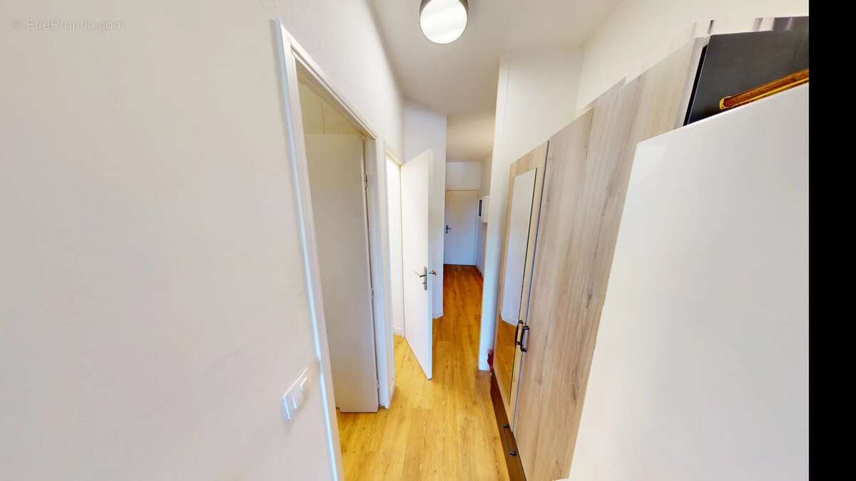 Appartement à VILLENEUVE-LOUBET