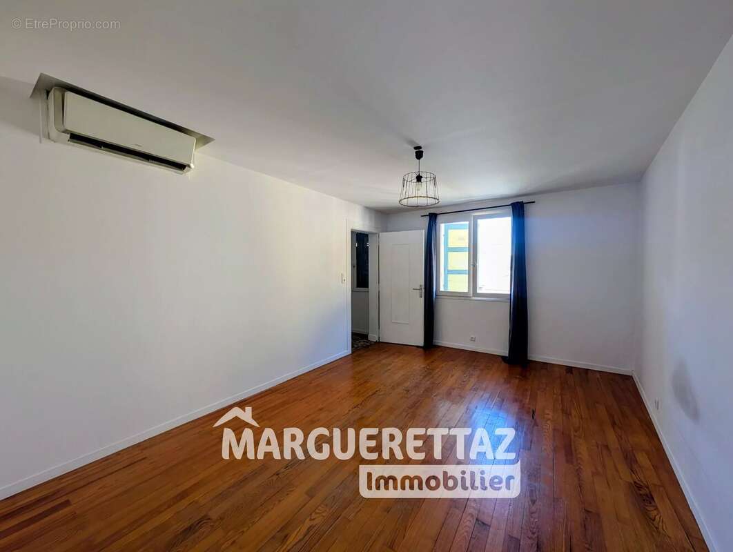 Appartement à SAINT-JEOIRE