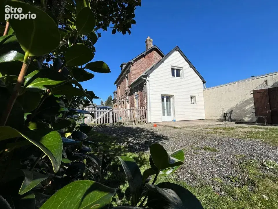 Maison à LA TRINITE-DU-MONT