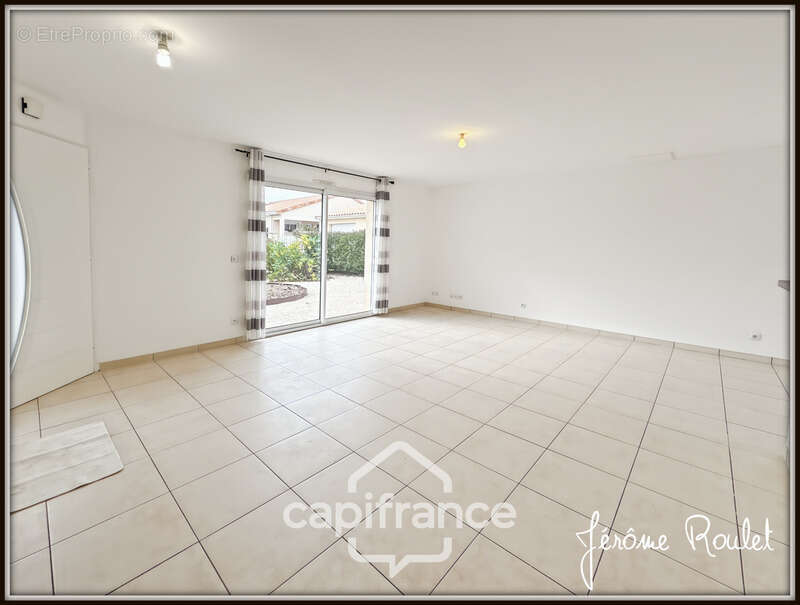 Maison à VOUNEUIL-SOUS-BIARD