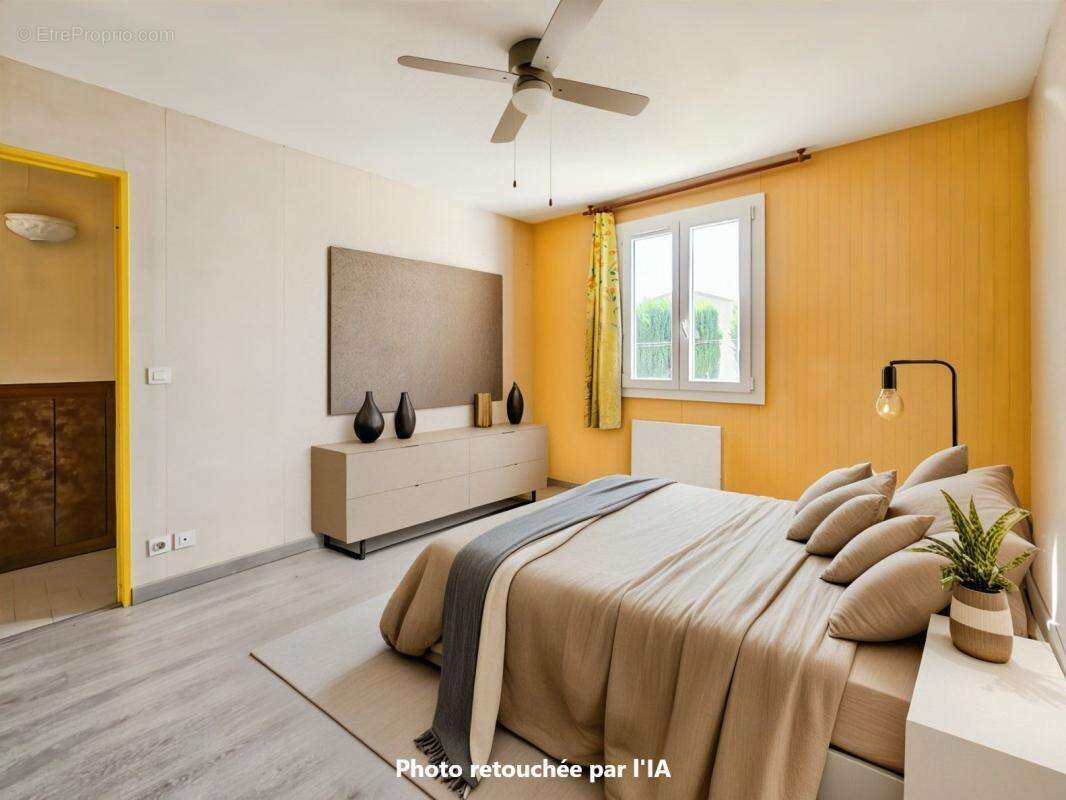 À Vendre à St Hippolyte de Montaigu - Maison de plain pied de 89m² sur 1200m² de terrain - photo 6