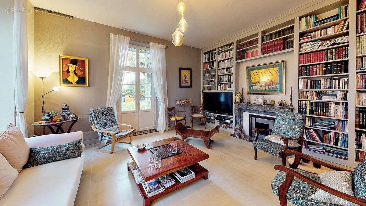 Maison à VILLENEUVE-SUR-LOT