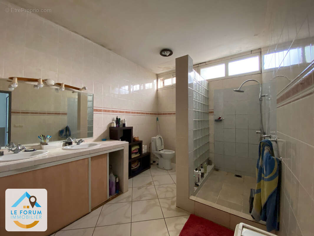 Saint pierre 97410 - ensemble immobilier - grands volumes - bon rendement - environnement prisé - photo 12