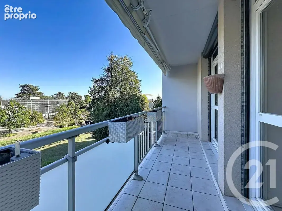 Appartement 3 pièces 61 m² à vendre à Saint-Genis-Laval (69230) - photo 9