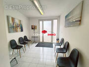 Commerce à SOLLIES-PONT