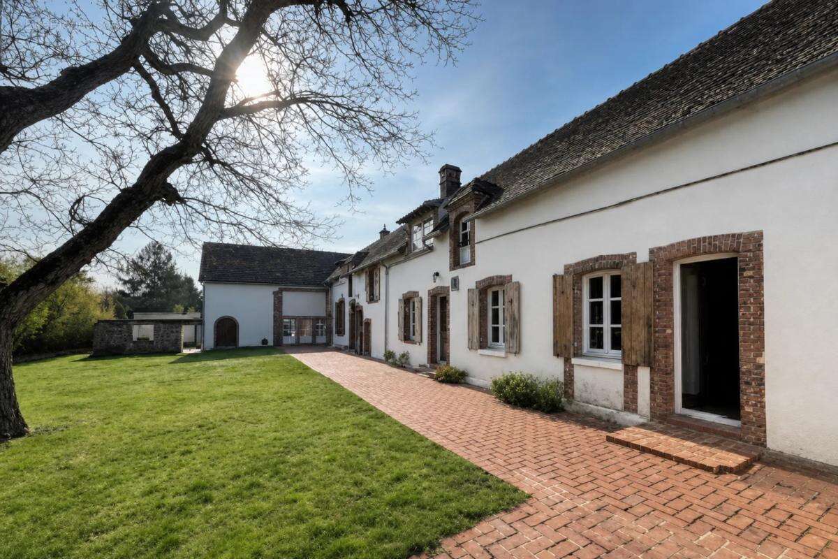 Maison à CROISILLES