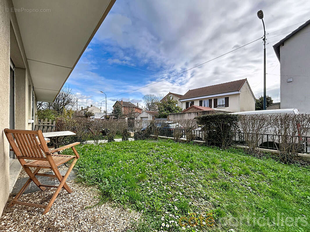 Appartement à SAINT-MAUR-DES-FOSSES