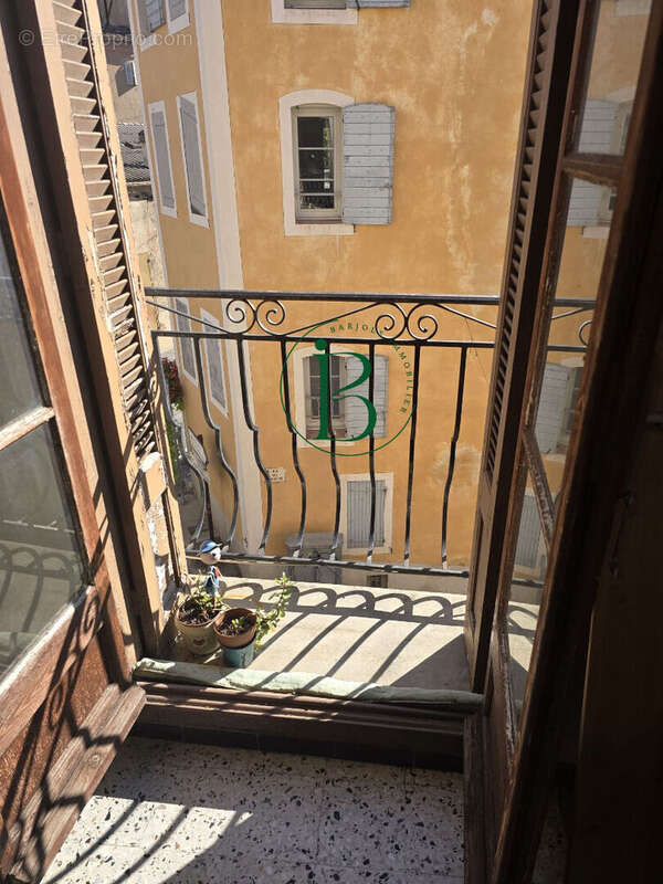 Appartement à BARJOLS