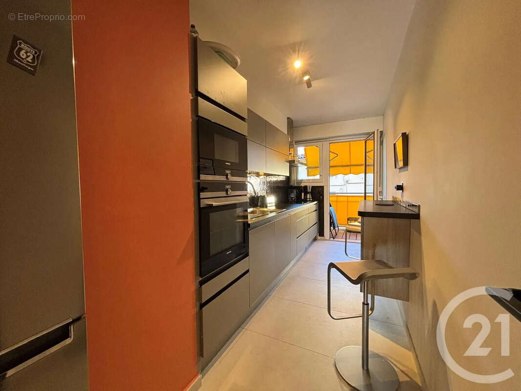Appartement à LE CANNET