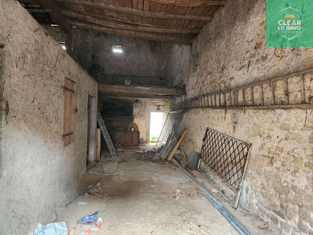 Maison à OUDRENNE