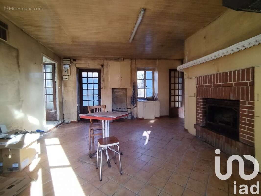 Photo 3 - Maison à VICQ-SUR-BREUILH