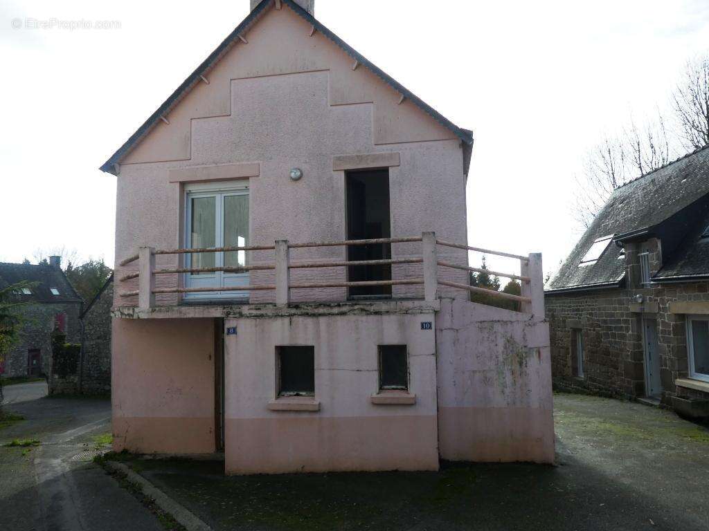 Maison à LANGOELAN