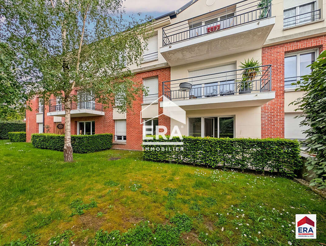 Appartement T2 - Balcon Terrasse - Résidence récente - Parking privatif - Lys-lez-Lannoy - photo 2