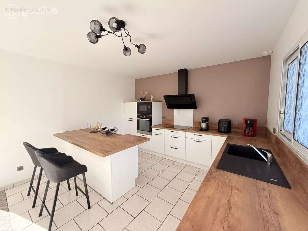 Maison à CANY-BARVILLE