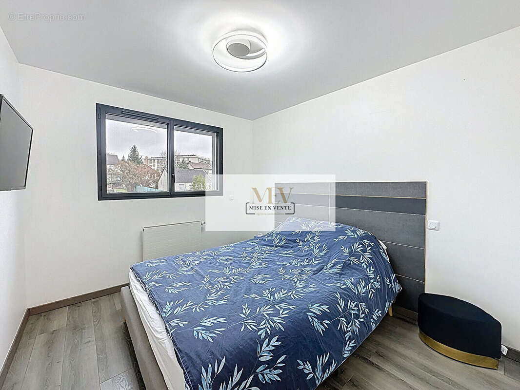 Maison à BRY-SUR-MARNE