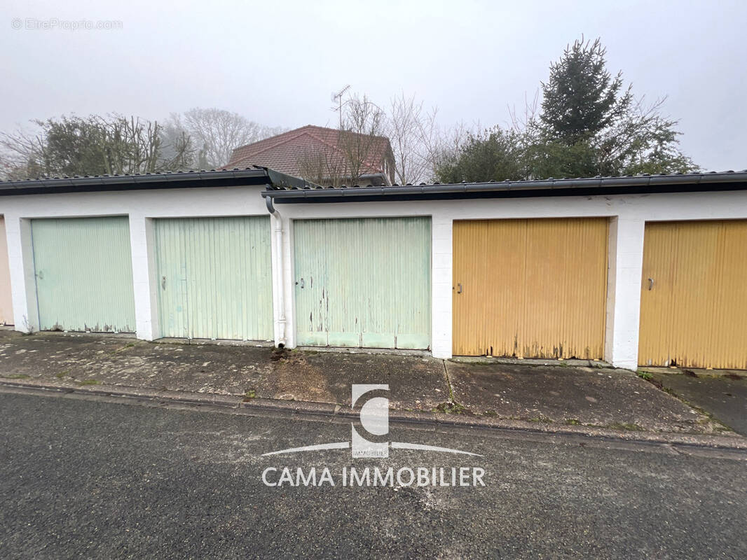 Parking à CHEVREUSE