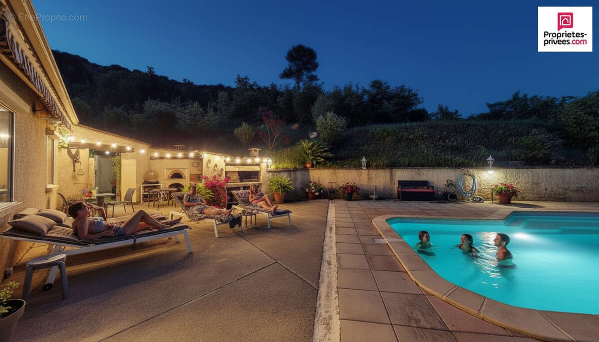 Maison à ESPARRON-DE-VERDON