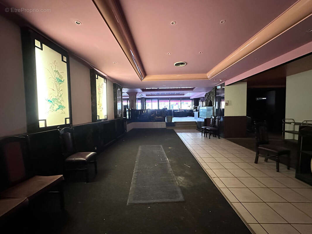 Commerce à PARIS-18E