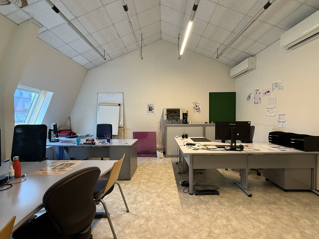 Commerce à LA ROCHE-SUR-YON