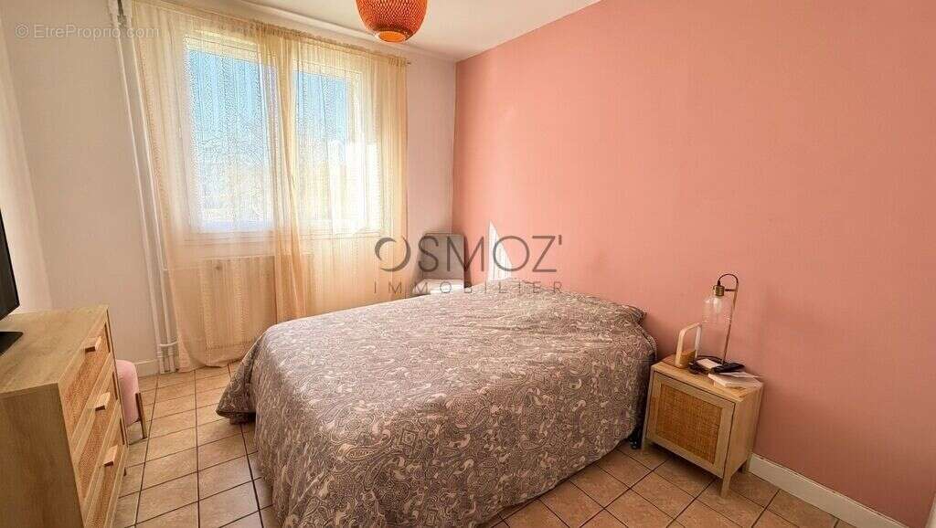 Appartement à BOURG-LES-VALENCE