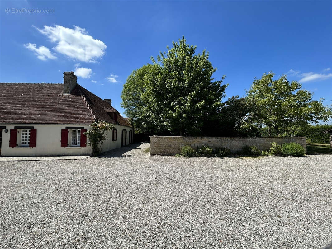 Maison à TRUN
