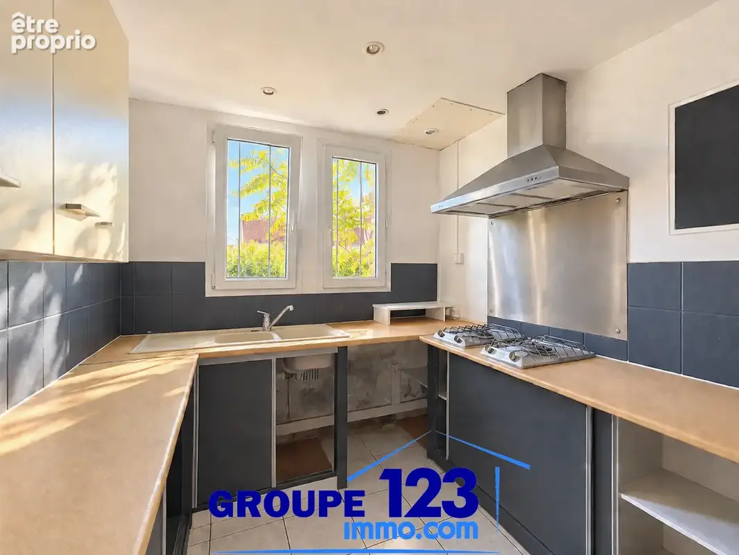 Maison - 92m2 - 3 pièces - photo 5