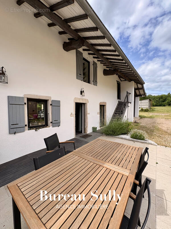 Maison à SAINT-DIDIER-SUR-CHALARONNE