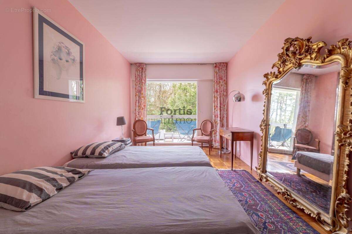 Appartement à LE CHESNAY