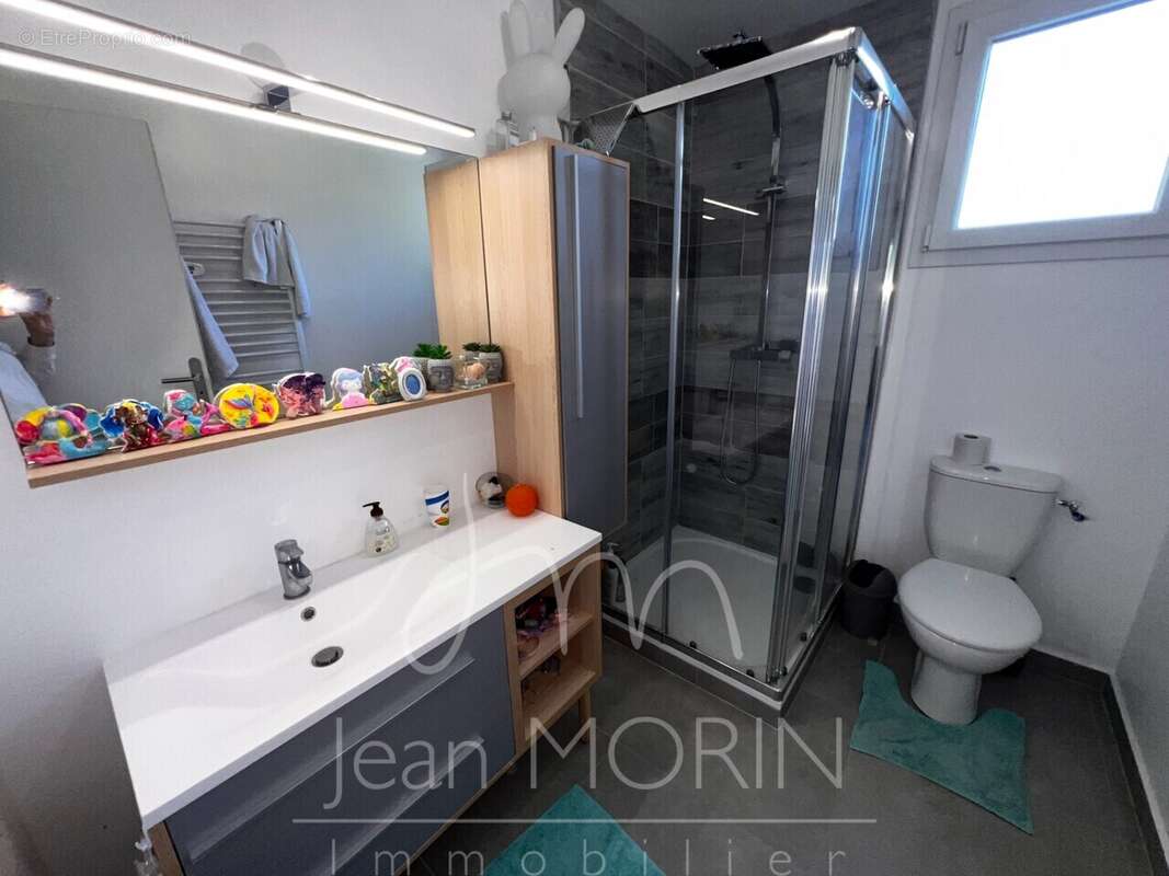 Maison à SAINT-MARCEL-LES-VALENCE