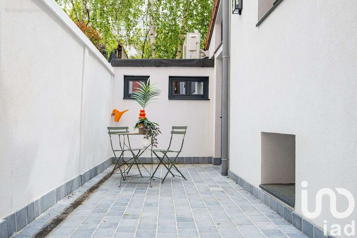 Photo 2 - Maison à ISSY-LES-MOULINEAUX