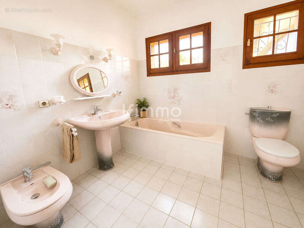 Maison à CADAUJAC