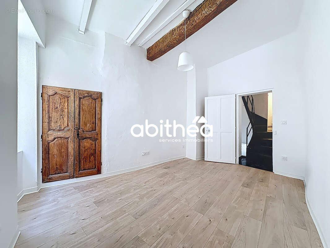 Appartement à THEZAN-LES-BEZIERS