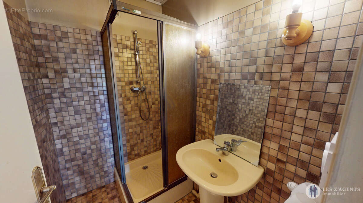 Appartement à SAINT-MARTIN-D'HERES